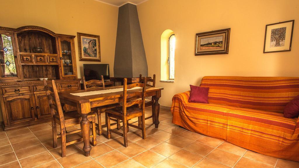 Agriturismo Podere Valdo 가보라노 객실 사진