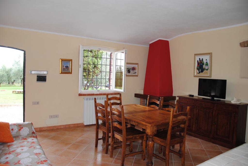 Agriturismo Podere Valdo 가보라노 객실 사진